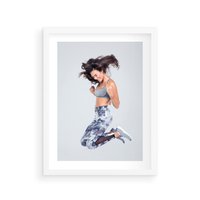 Plakat w ramie 40x50 - Sportowy Ducha: Energia i Siła - fitness, sport - rama biała