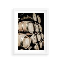Plakat w ramie 50x70 - Tradycyjne Beczki - beczki, rustykalna fotografia - rama biała