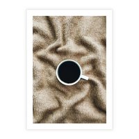 Plakat bez ramy 50x70 - Filiżanka Kawy na Brązowym Kocu - kawa, czarna kawa