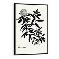 Obraz w ramie 50x70 - Szept kwiatowej wyobraźni - czarno biała grafika, roślinność - rama czarna